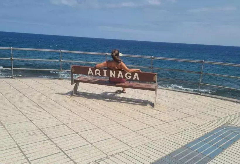 Arinaga Arena Y Mar Beach