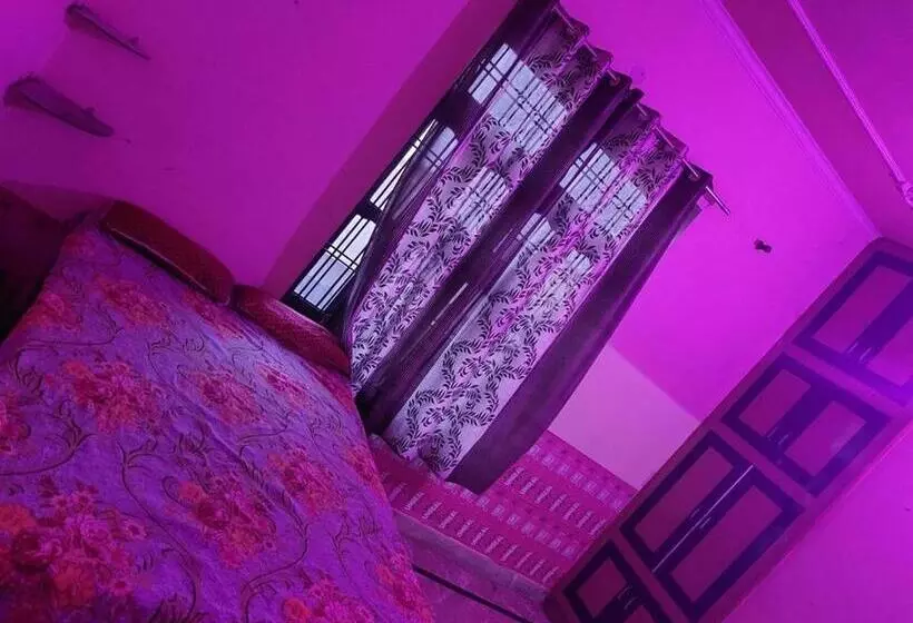ホテル Oyo 88404 Golden Oyo Guest House