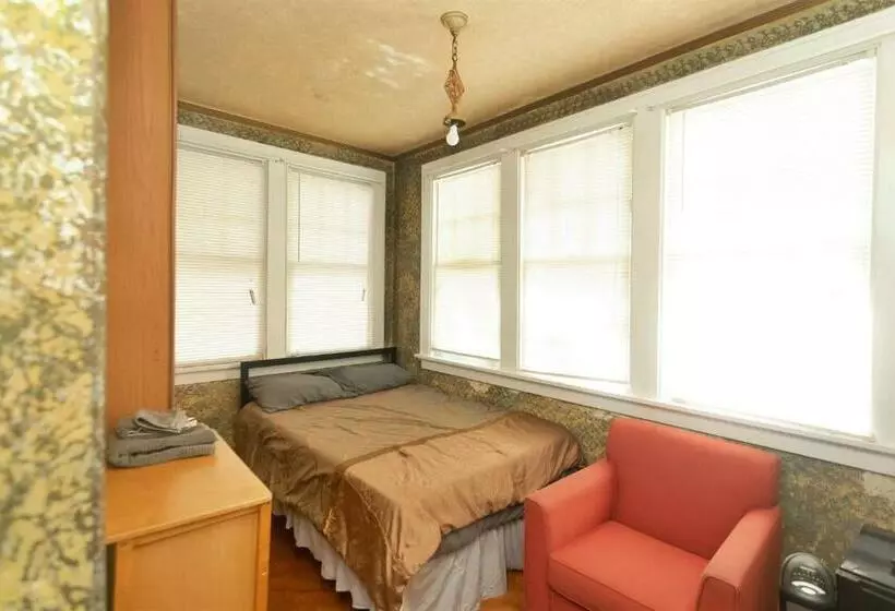 Majatalo Historic House On The Hill