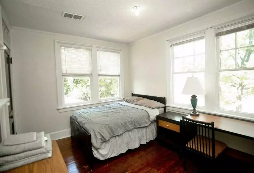 Majatalo Historic House On The Hill