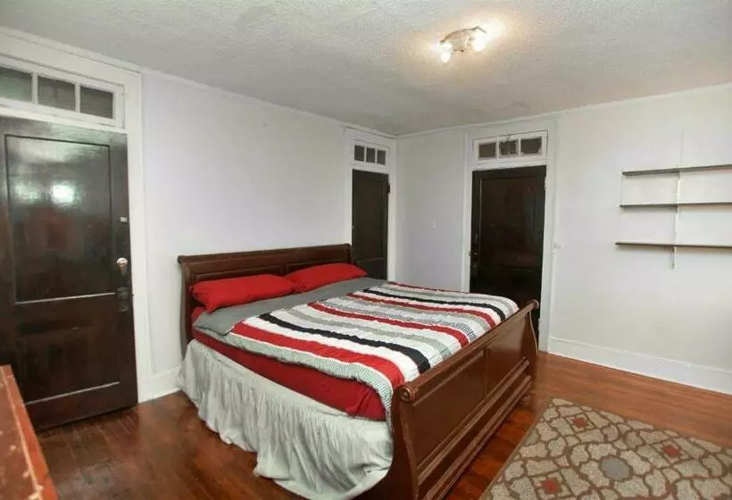 Majatalo Historic House On The Hill