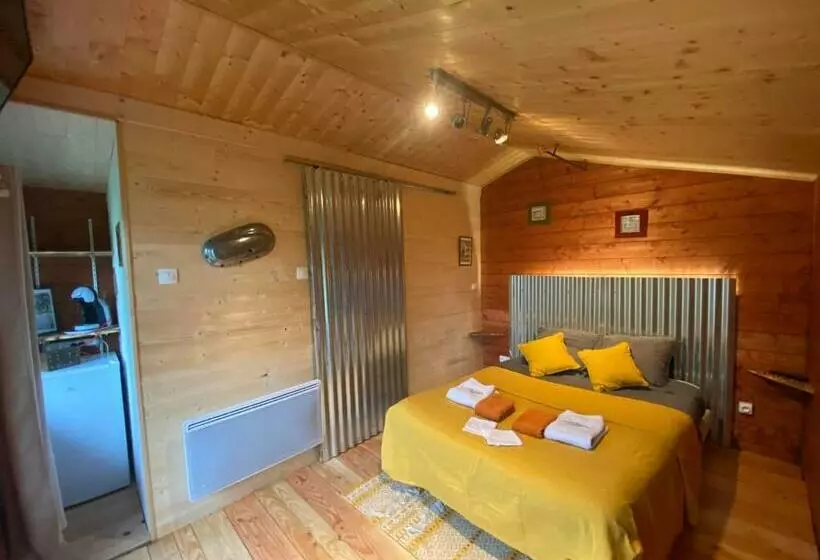 ベッドアンドブレックファースト Le Maloya Chalets , Appartements & Chambre Balnéo