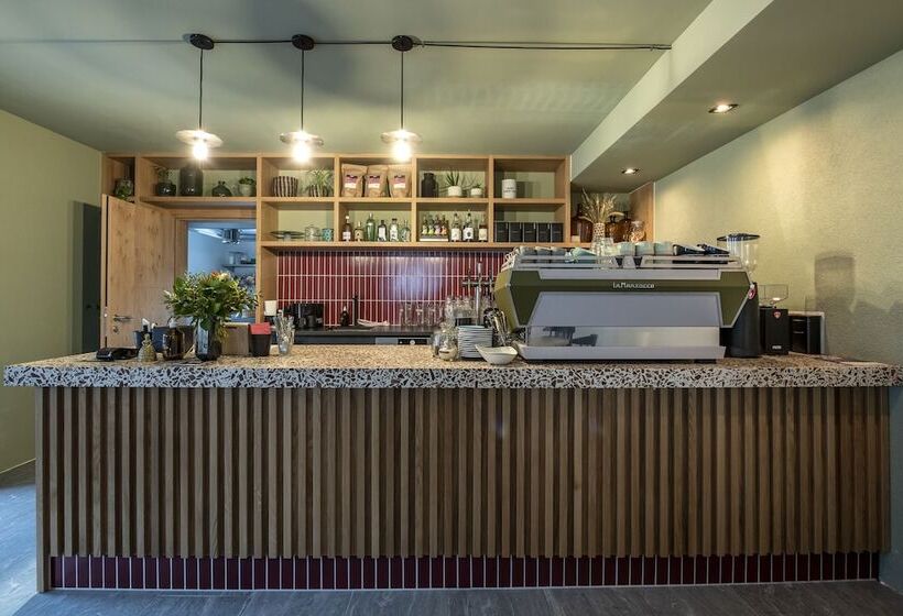 هتل Flem Mountain Lodge