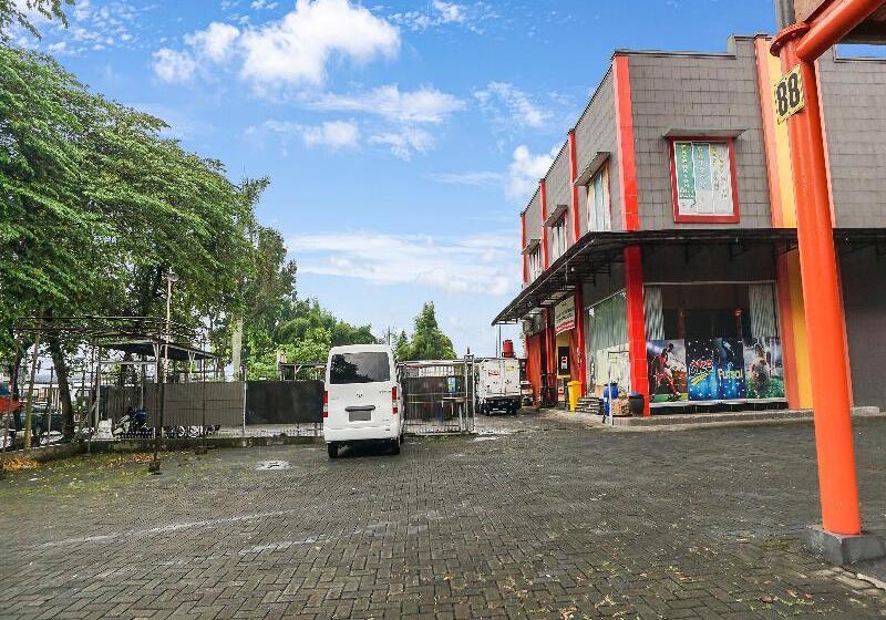 Hotel Oyo 91084 Oke Guest House