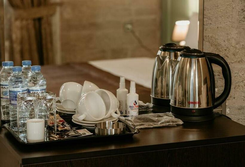 هتل Sazeli Boutique