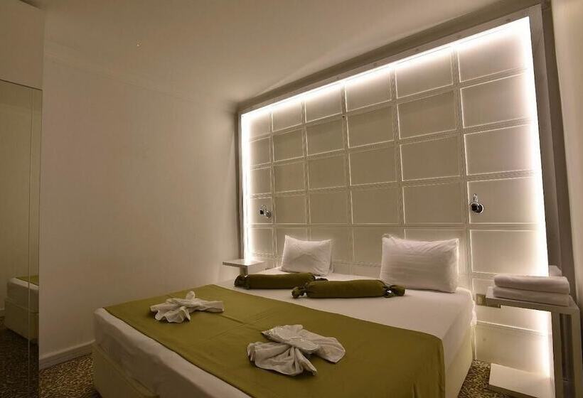 酒店 Trabzon Fly Inn