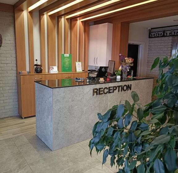 酒店 Trabzon Fly Inn