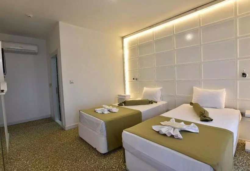 Hotelli Trabzon Fly Inn