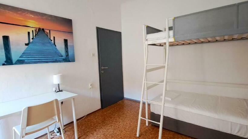 پانسیون Santoria Casa