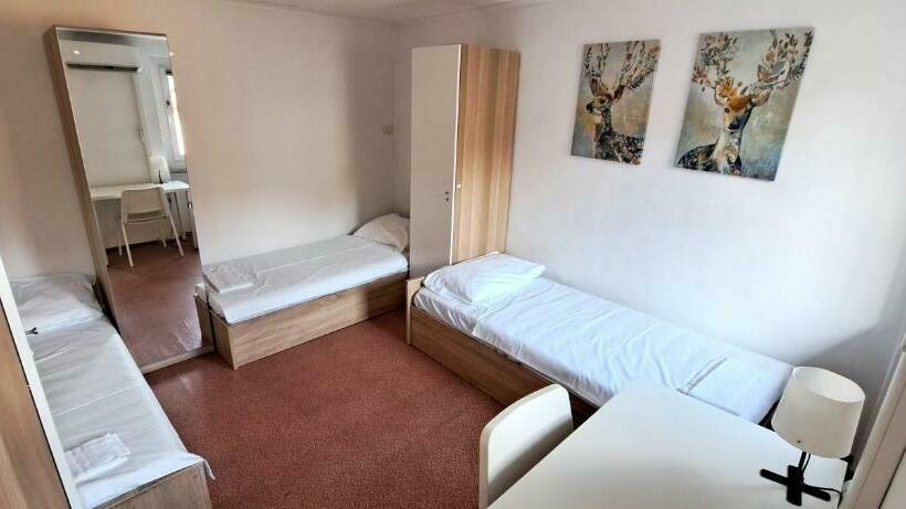 پانسیون Santoria Casa