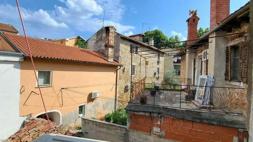 پانسیون Santoria Casa