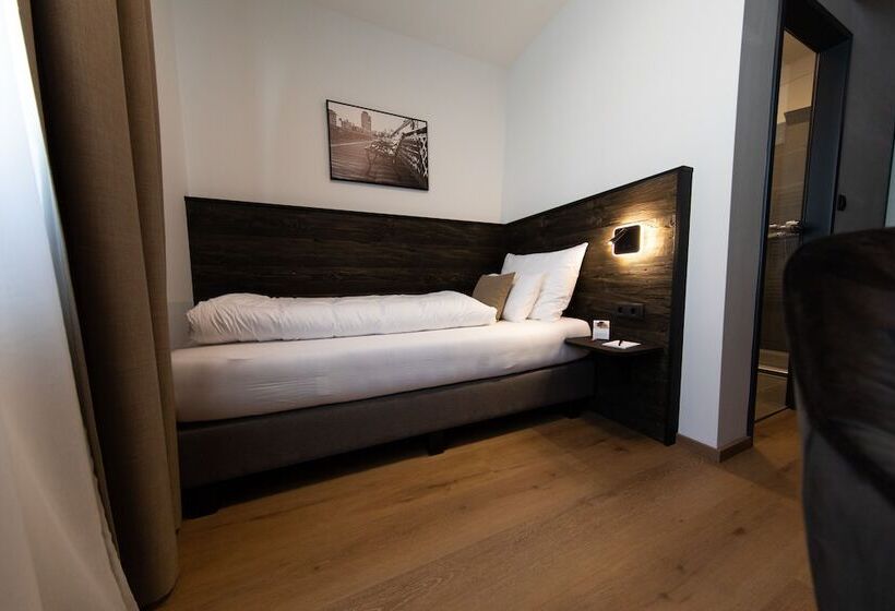 Self Check In Hotel Vinoq Zistersdorf