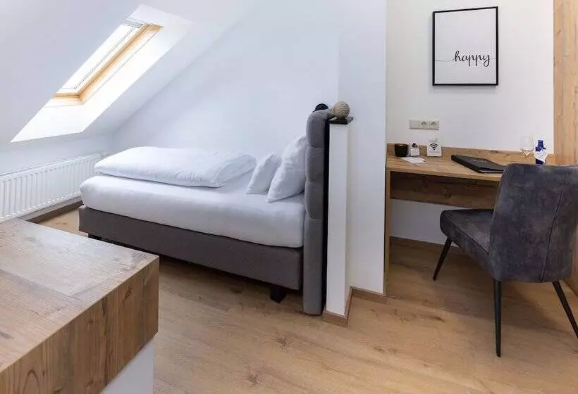 Self Check In Hotel Vinoq Zistersdorf