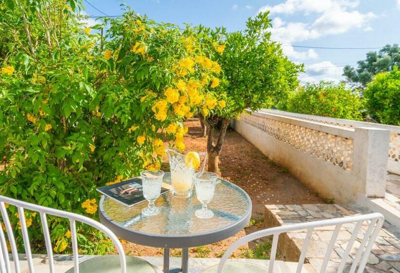 Bed and Breakfast Vivenda Aromas Do Algarve