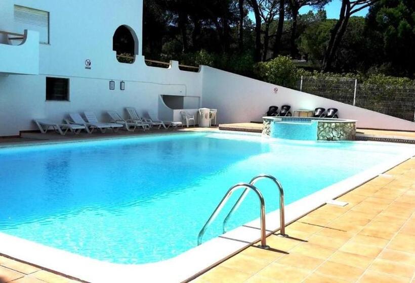 Casa Falesia T2 Garden View 5 Min From The Beach Wifi