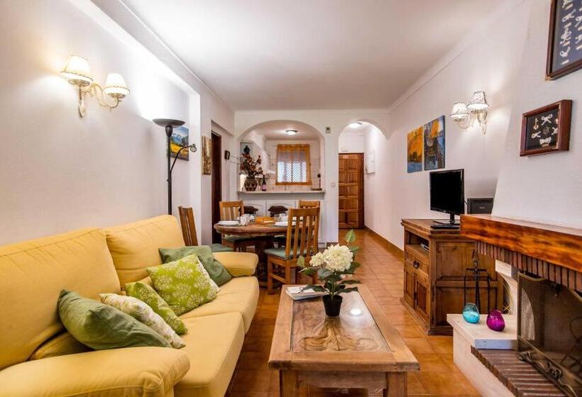 Casa Falesia T2 Garden View 5 Min From The Beach Wifi