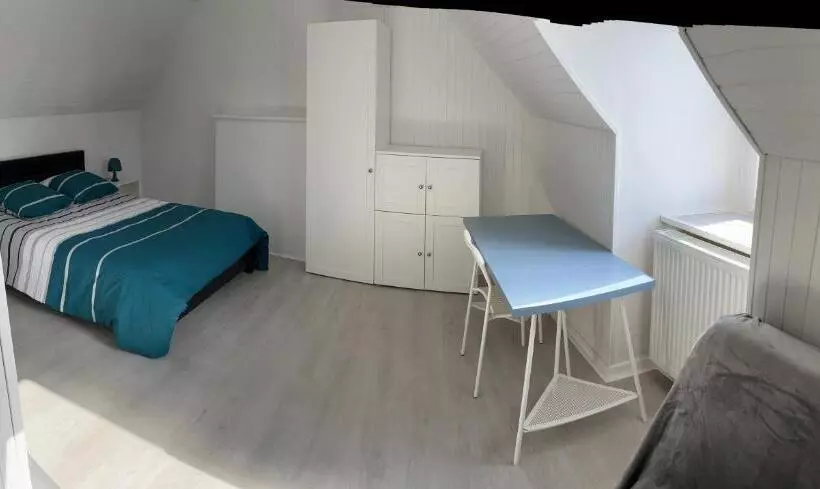 Charmante Maison De Ville Avec Parking à Côté