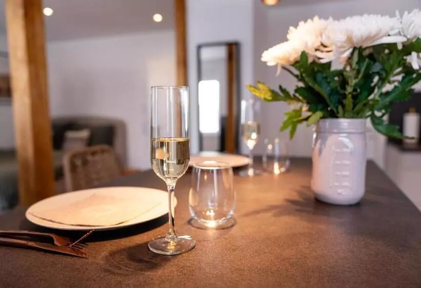 Exklusives Apartment In Bester Lage In Tbb