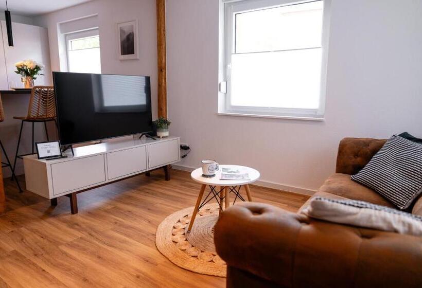 Exklusives Apartment In Bester Lage In Tbb