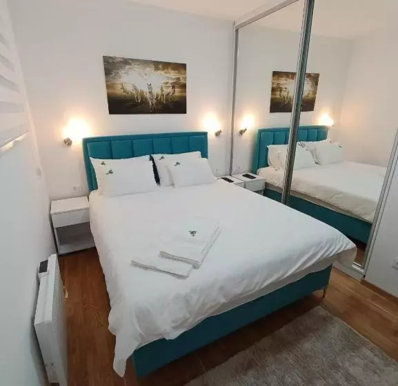 Apartman Lola