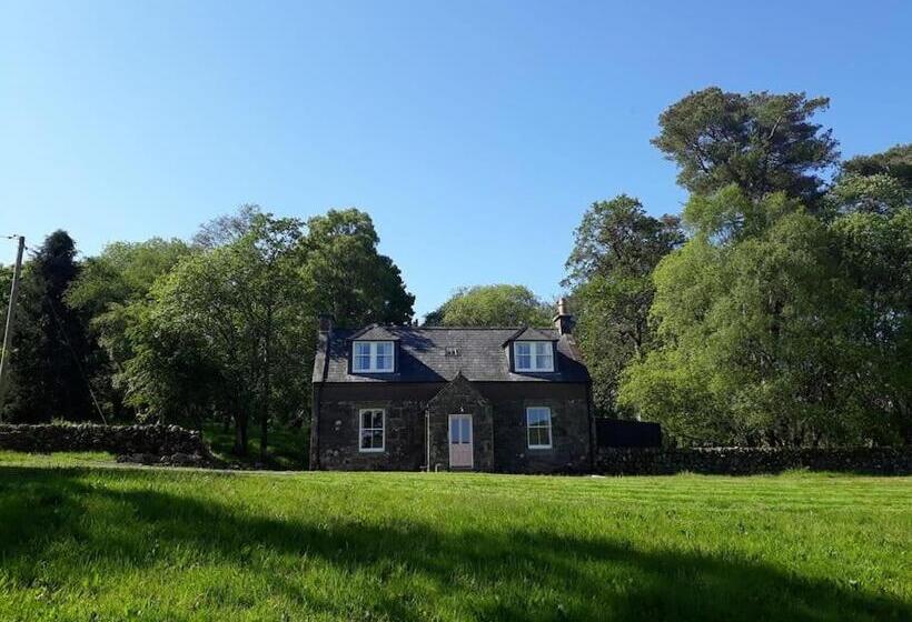 Beautiful Traditional Secluded Country Cottage