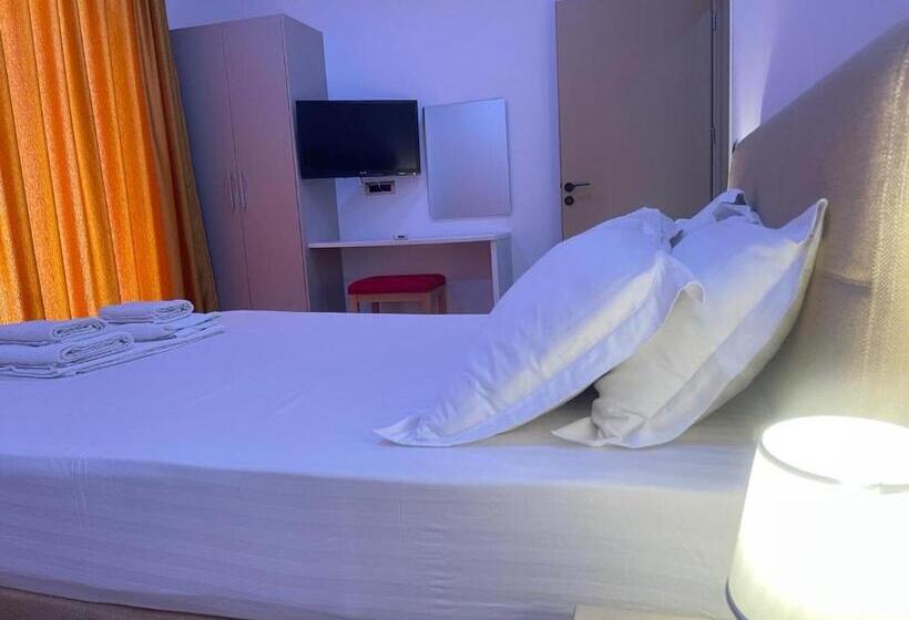 هتل 3b Suites Boutique