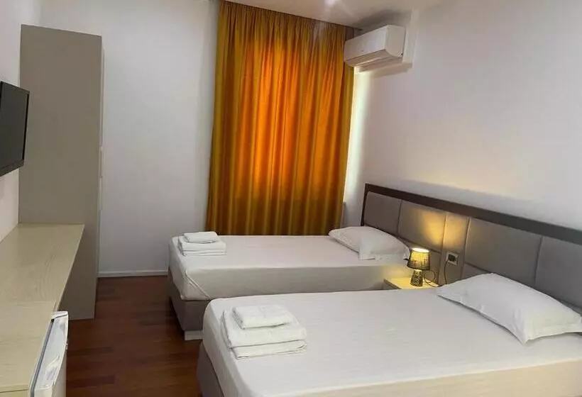 ホテル 3b Suites Boutique