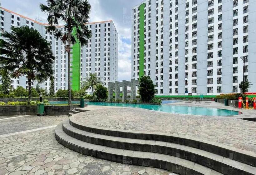Hotel Redliving Apartemen Green Lake View Ciputat   Pelangi Rooms 1 Tower E