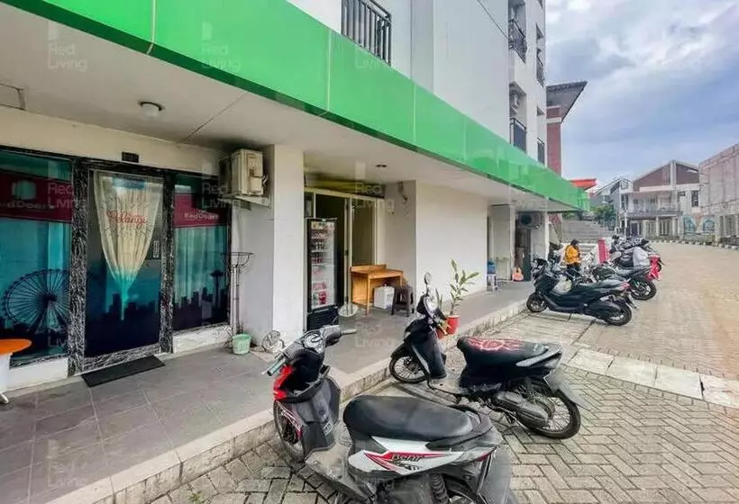 ホテル Redliving Apartemen Green Lake View Ciputat   Pelangi Rooms 1 Tower E