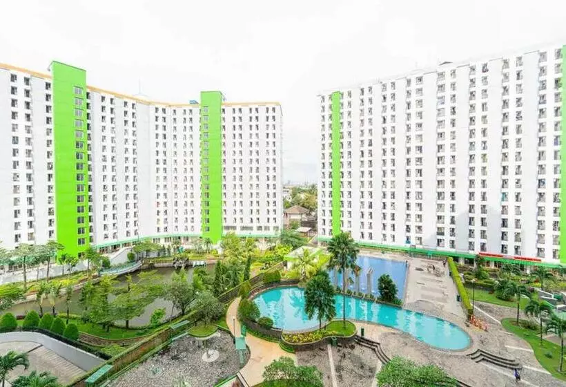 ホテル Redliving Apartemen Green Lake View Ciputat   Pelangi Rooms 1 Tower E
