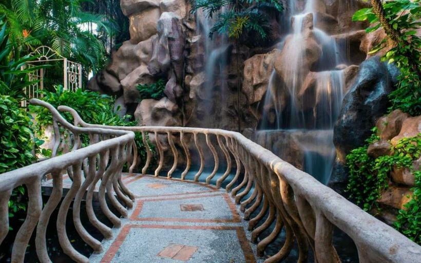 Marcela Resort & Spa