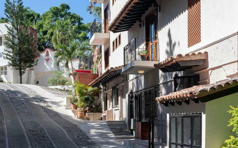 Marcela Resort & Spa