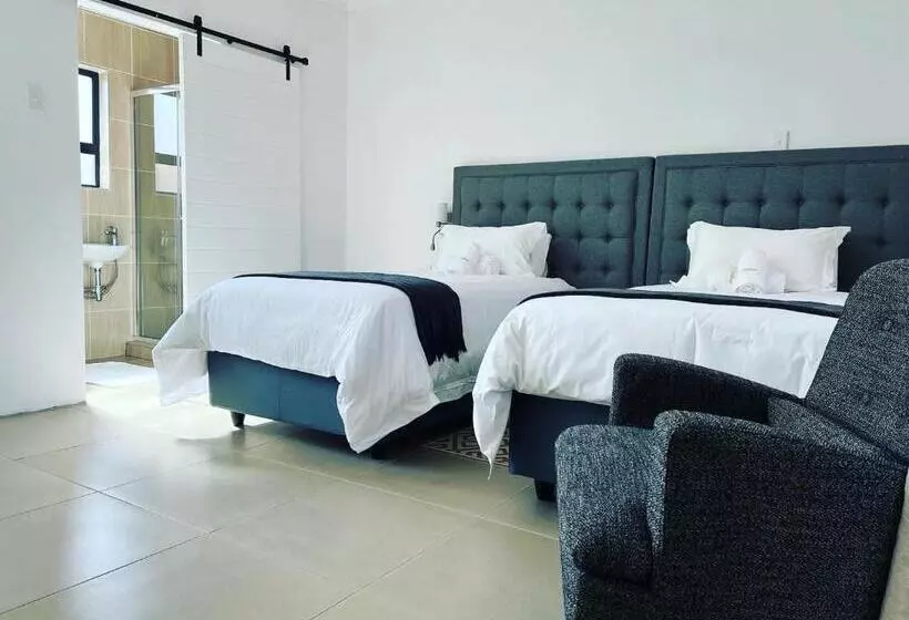 ペンション Tranquility Guesthouse