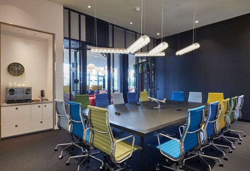 בית מלון כפרי Citizenm Miami Worldcenter