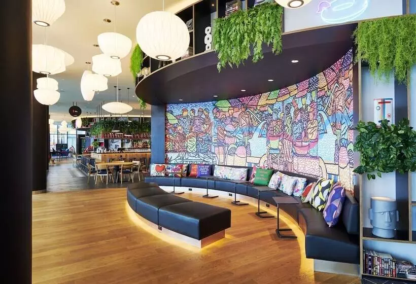 هتل Citizenm Miami Worldcenter