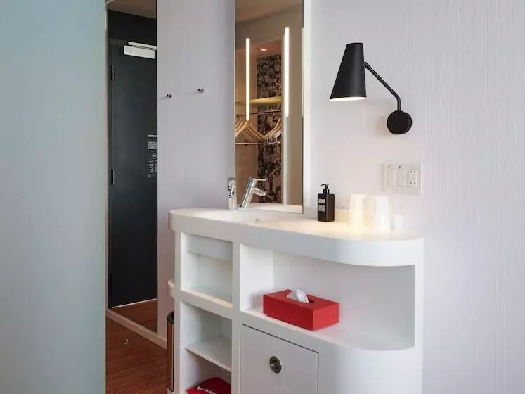 هتل Citizenm Miami Worldcenter