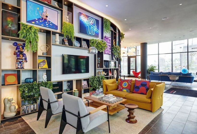 בית מלון כפרי Citizenm Miami Worldcenter