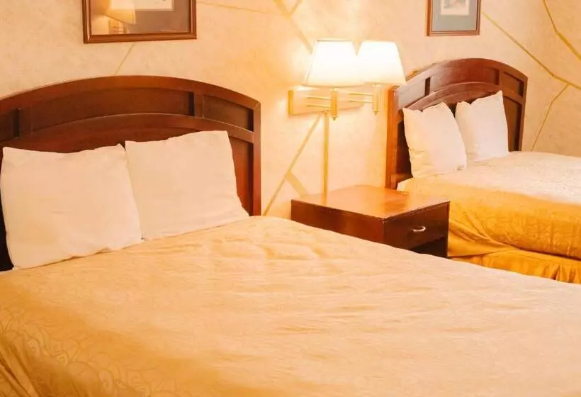 Hotelli Colfax Inn By Marifah