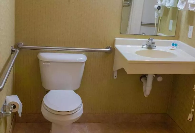 Hotelli Colfax Inn By Marifah