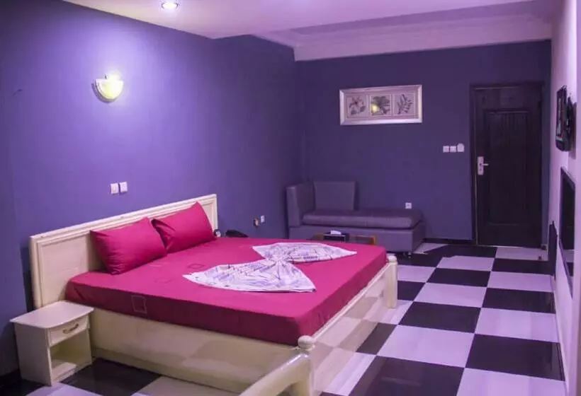 Mosaly Hotel Pk10