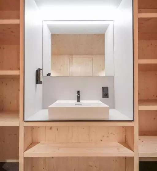 Hotelli Revier Mountain Lodge Montafon