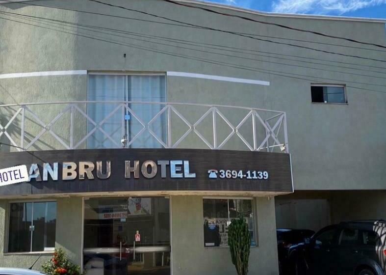 בית מלון כפרי Sanbru