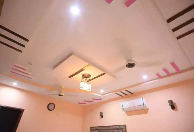 هتل Shaheen Continental Multan