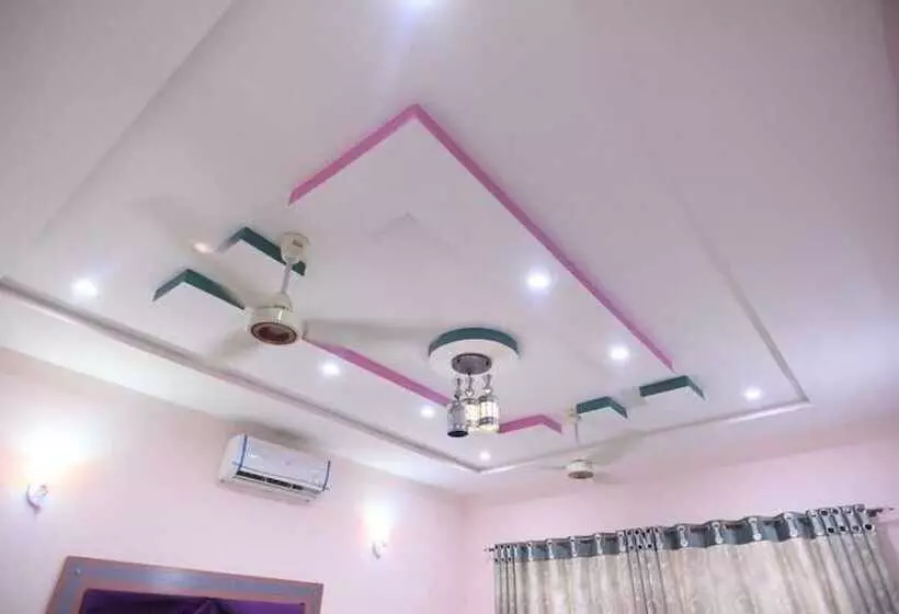 هتل Shaheen Continental Multan