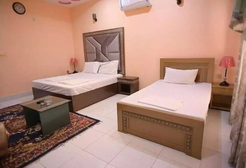 هتل Shaheen Continental Multan