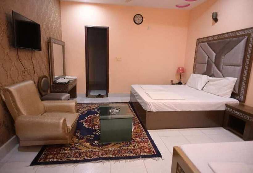 هتل Shaheen Continental Multan