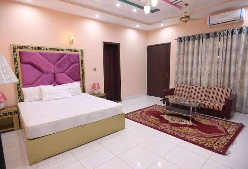 هتل Shaheen Continental Multan