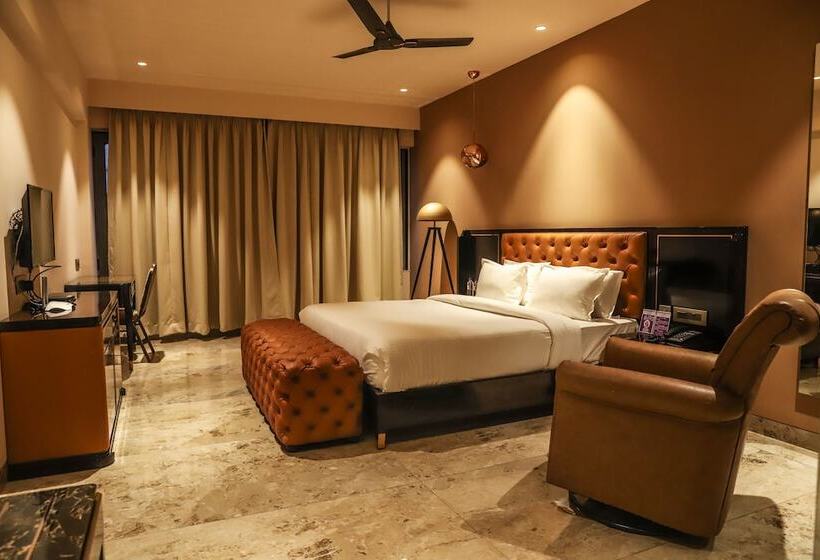 ホテル Vits Bharat Nanded