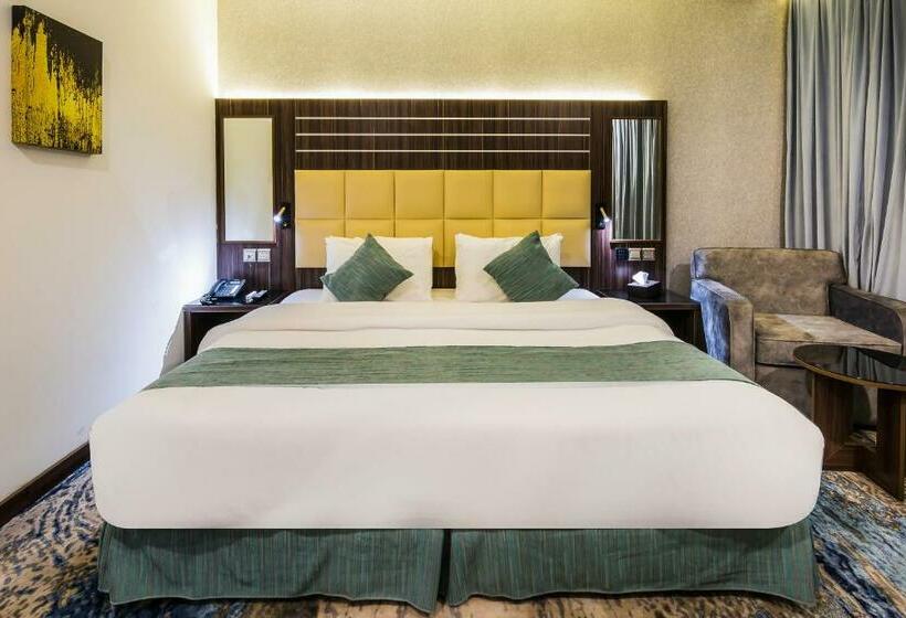 White Diamond Hotel Sari