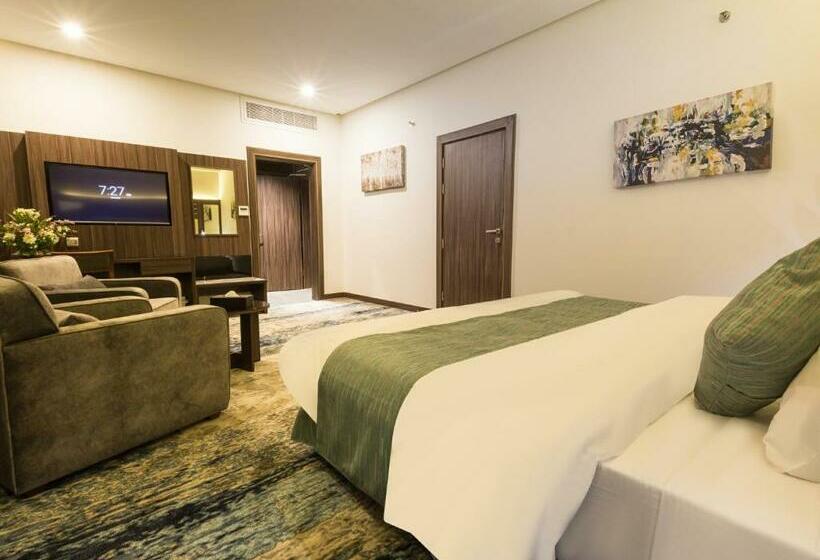 White Diamond Hotel Sari